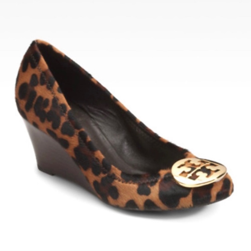 Tory Burch “Sally” leopard size 6 wedge